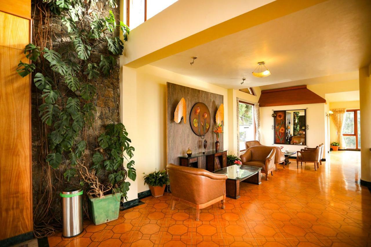 Hotel La Montana By Tgi Udagamandalam Exterior foto